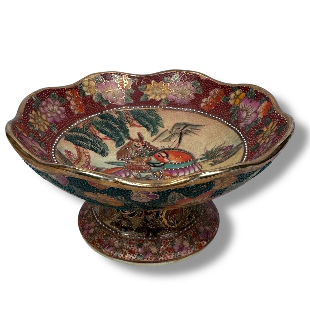 Vintage Satsuma Slipware Footed Pedestal Bowl Gold Trim Warrior Horse Floral‎